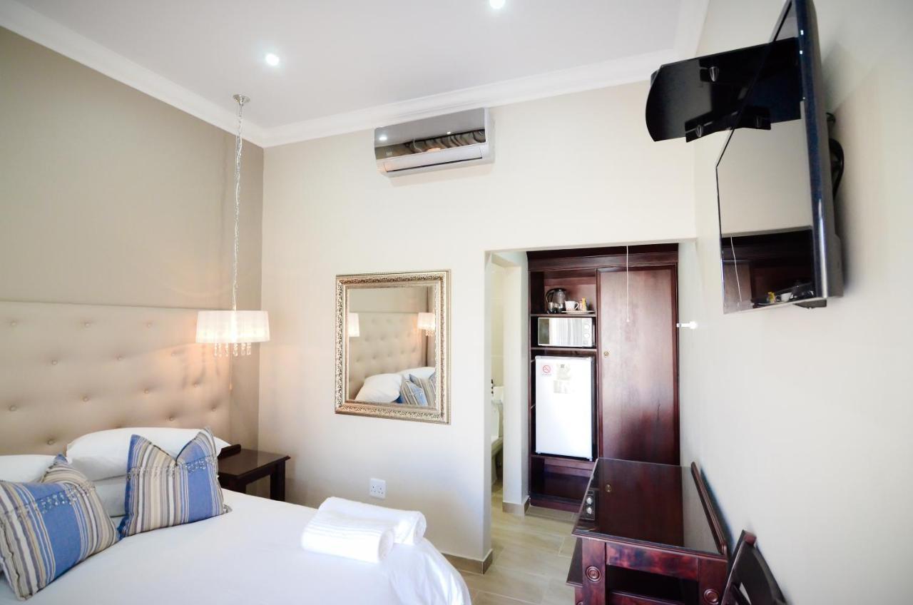 Abella Bed And Breakfast Vryburg エクステリア 写真