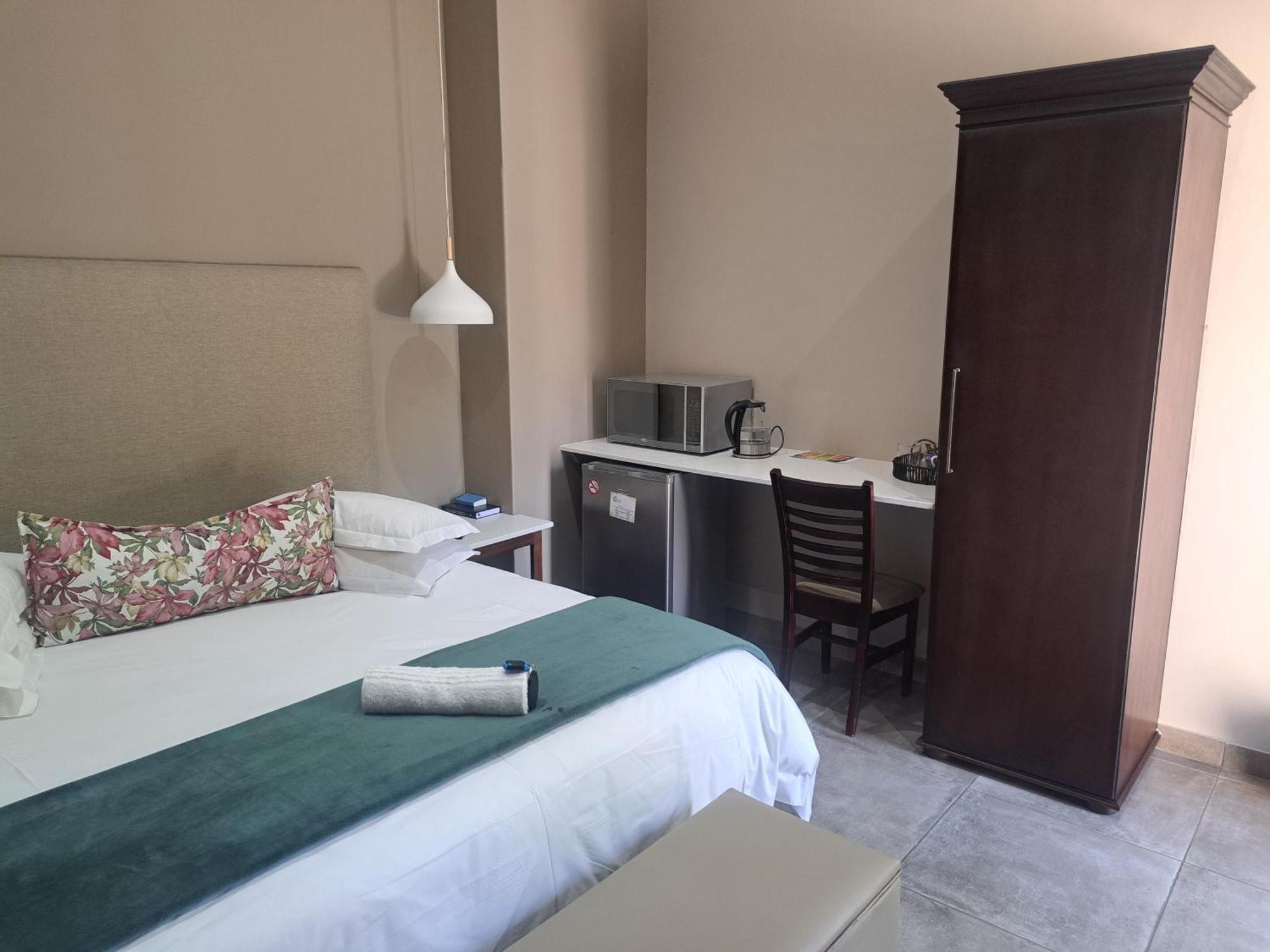 Abella Bed And Breakfast Vryburg エクステリア 写真
