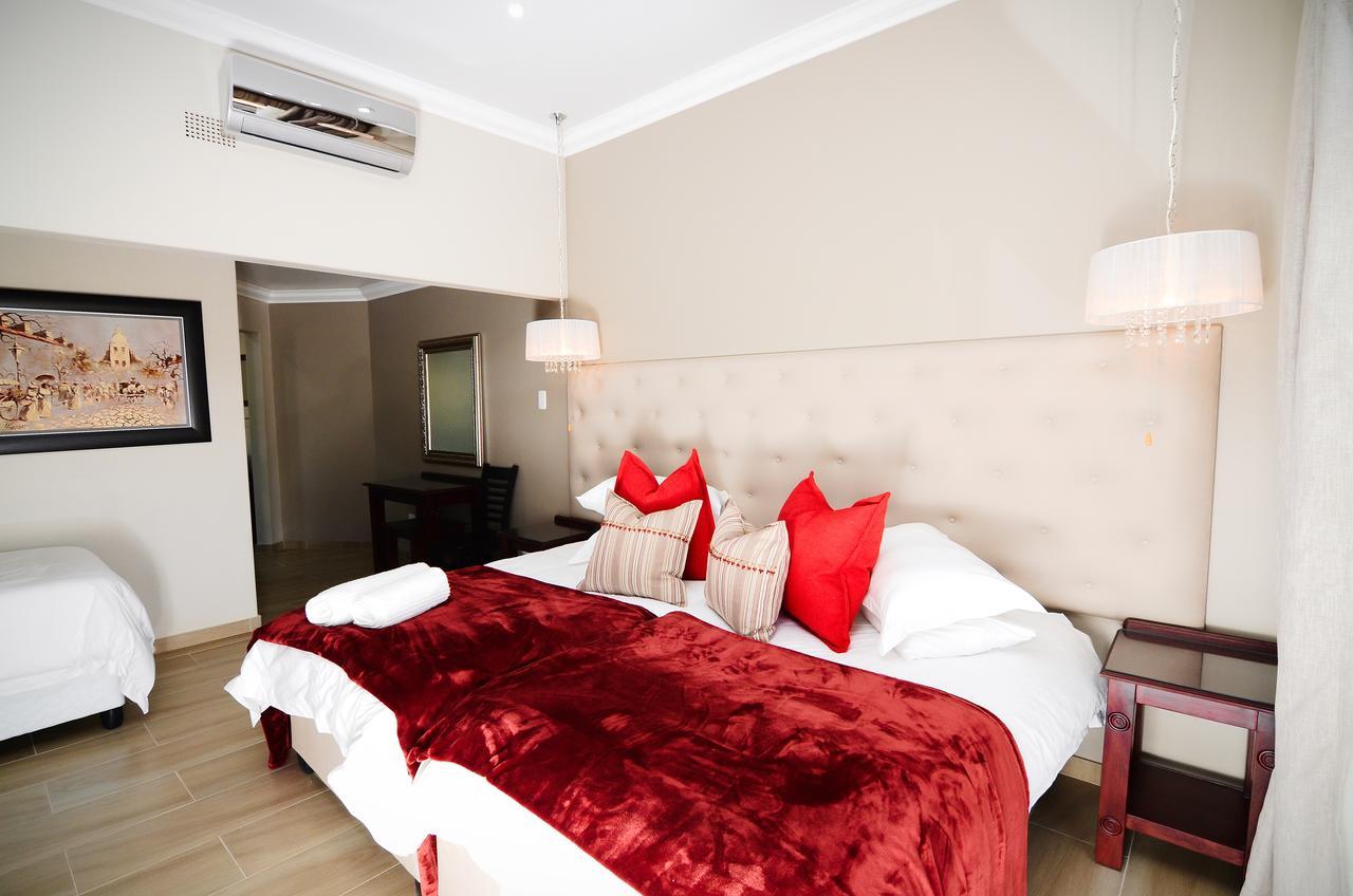 Abella Bed And Breakfast Vryburg エクステリア 写真